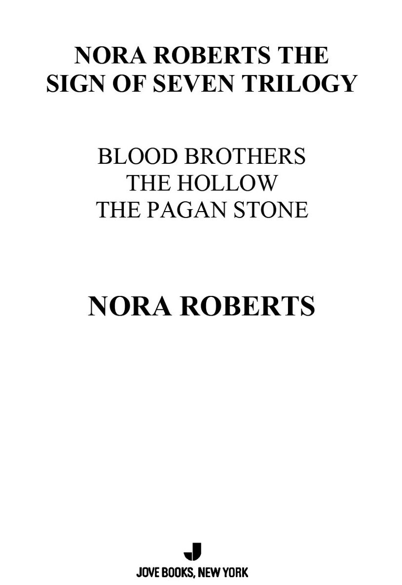 The Sign Of Seven Trilogy Nora Roberts