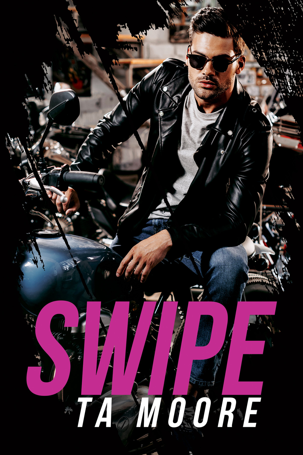 Swipe Ta Moore