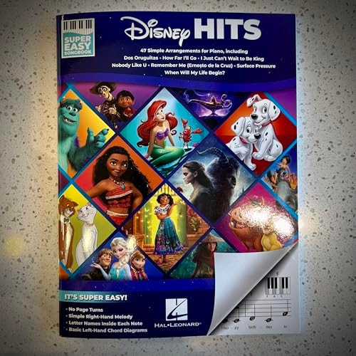 Disney Hits Super Easy Songbook 47 Simple Arrangements For Piano With Lyrics Bilingual Hal Leonard Corp