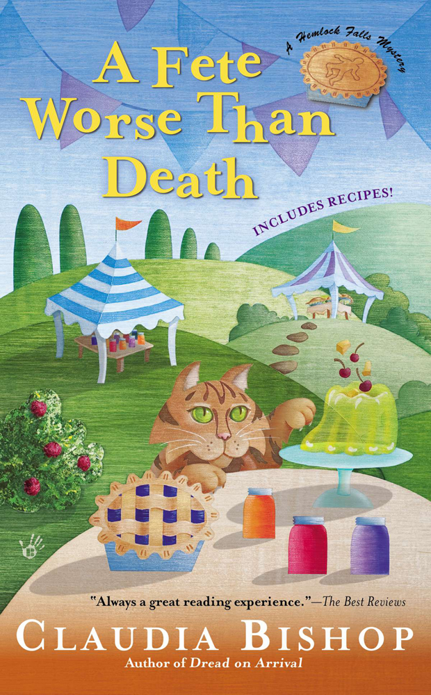 A Fete Worse Than Death Hemlock Falls Mystery 18 Claudia Bishop