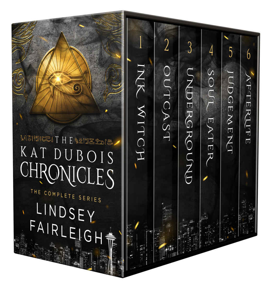 The Kat Dubois Chronicles Complete Series Echo World Book 2 Lindsey Fairleigh