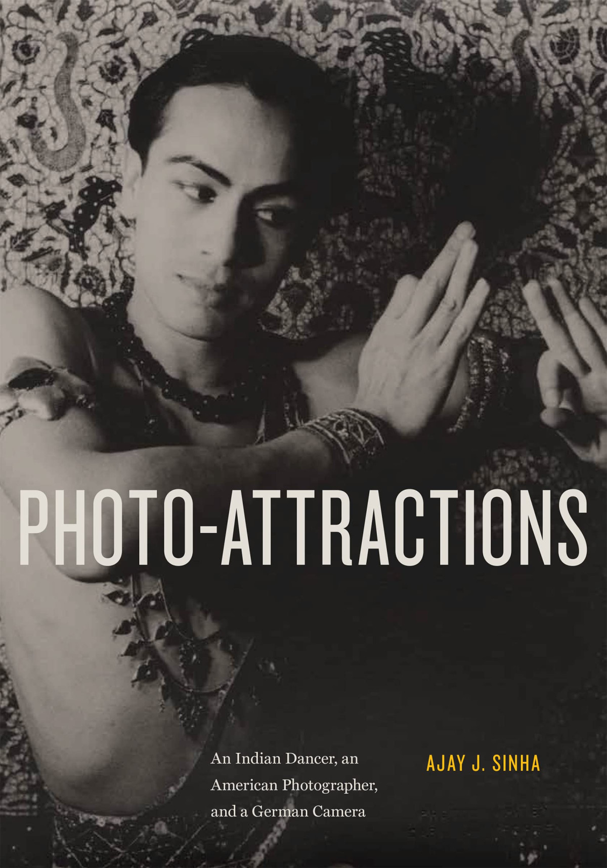 Photoattractions An Indian Dancer An American Photographer And A German Camera Ajay Sinha