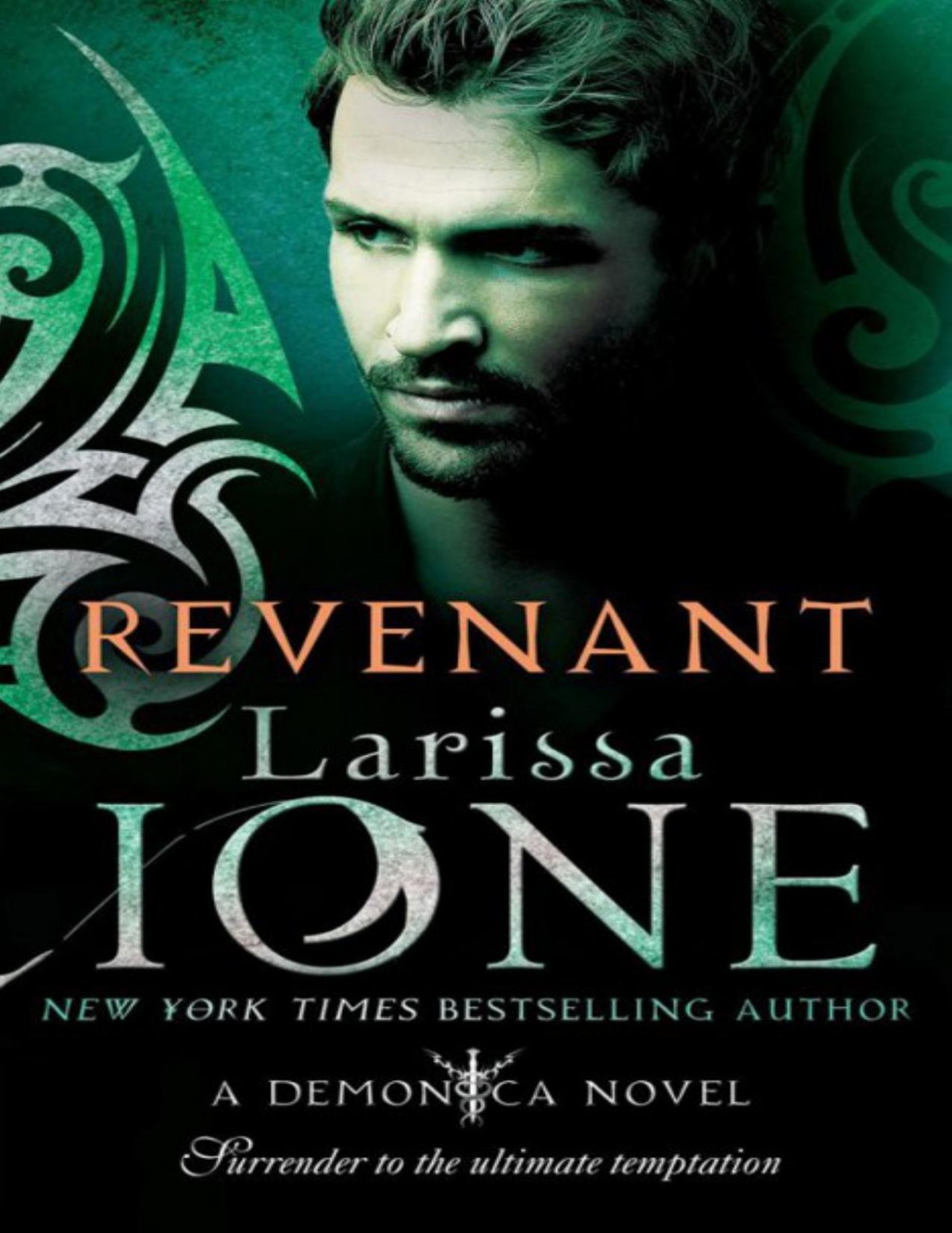 Revenant Larissa Ione