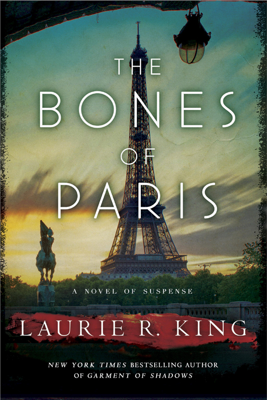 Bones Of Paris 9780345531773 King Laurie R