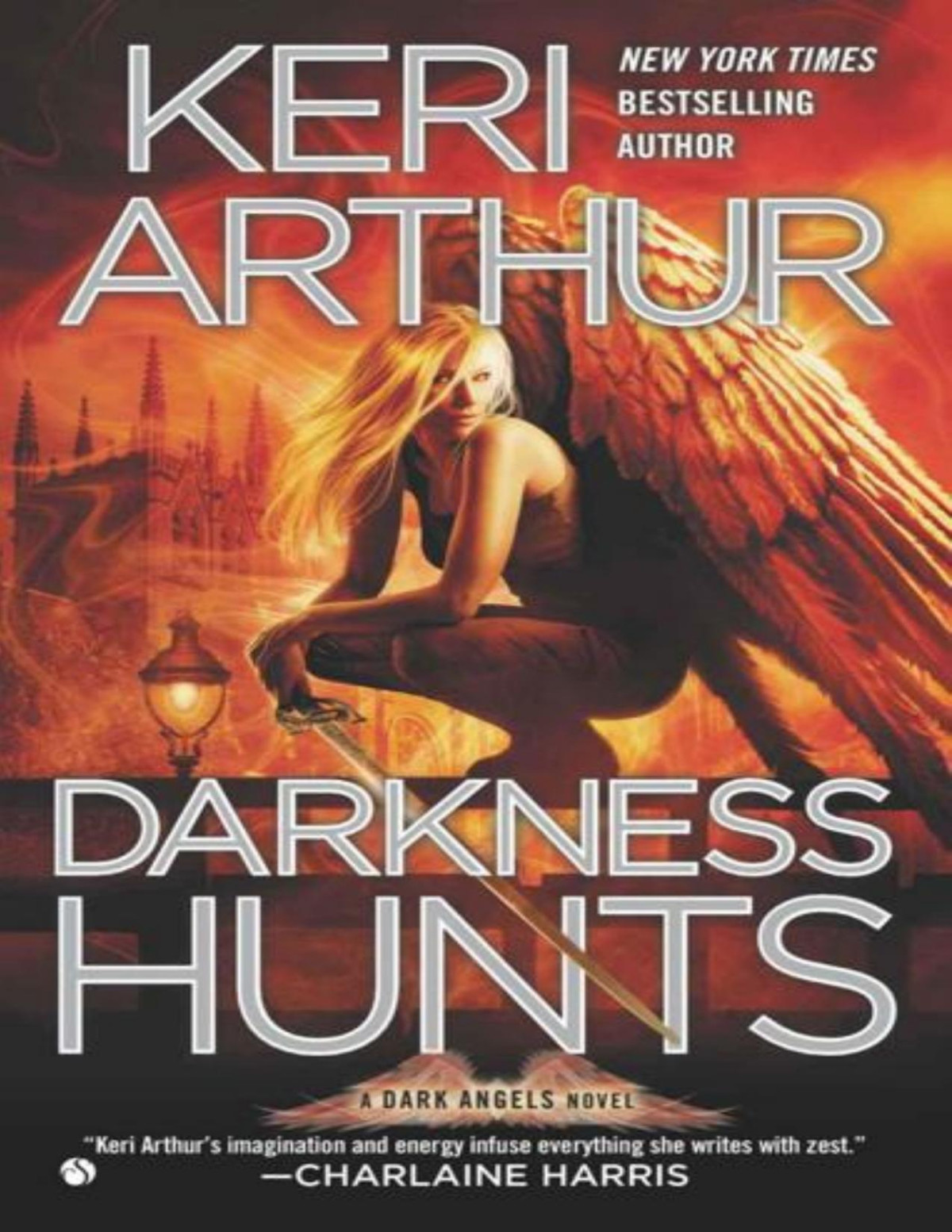 Darkness Hunts Keri Arthur