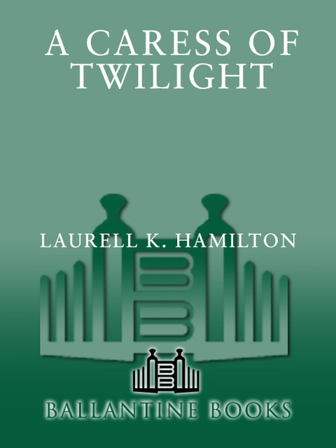 A Caress Of Twilight Meredith Gentry 02 Reissue Laurell K Hamilton