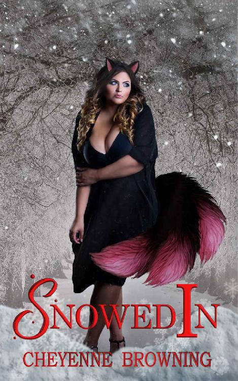 Snowed In A Sapphic Paranormal Erotic Romance Cheyenne Browning