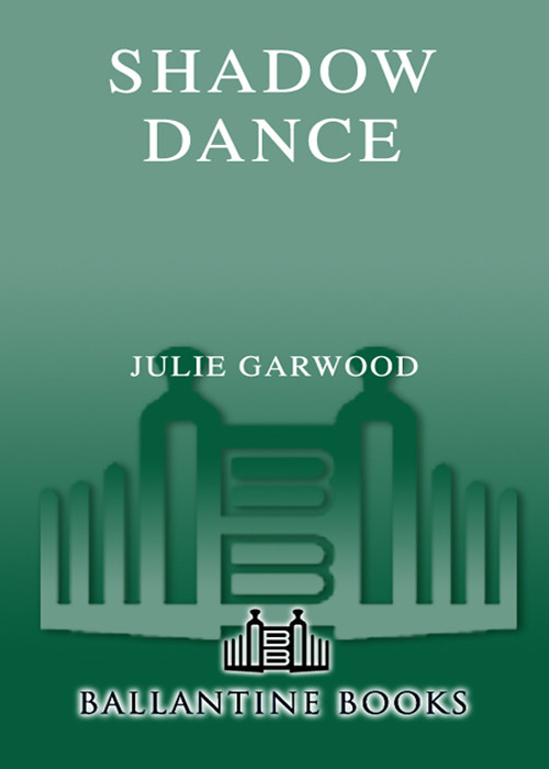 Shadow Dance Julie Garwood