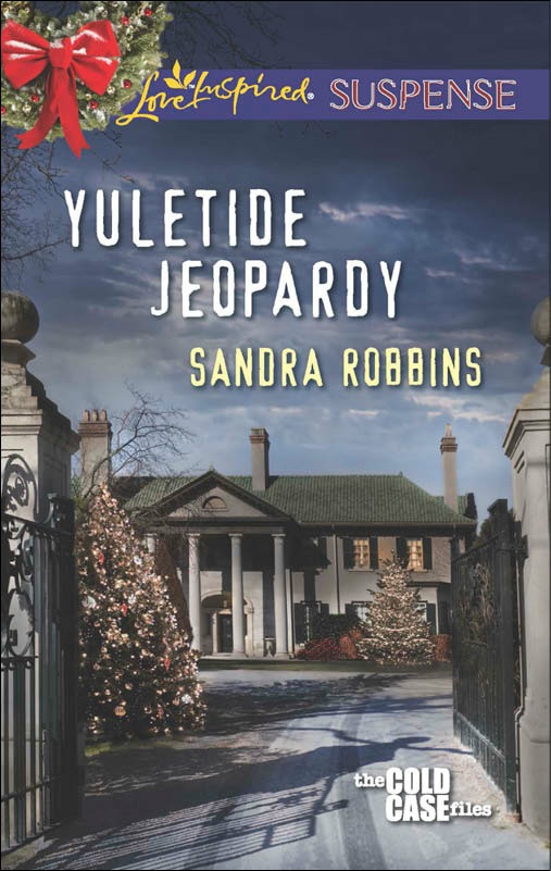 Love Inspired Suspense December 2013 Bundle Christmas Coverupforce Of Natureyuletide Jeopardywilderness Peril Lynette Eason