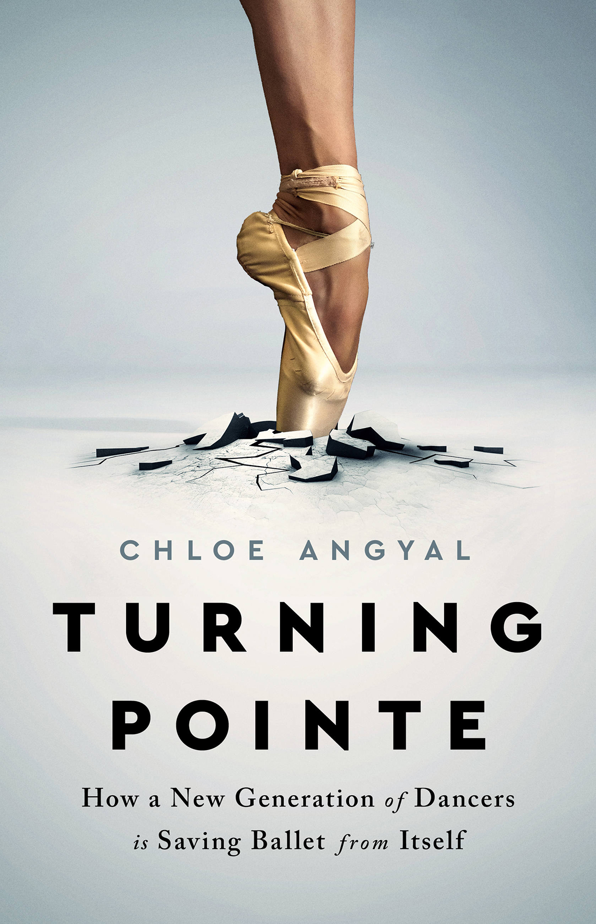 Turning Pointe Chloe Angyal