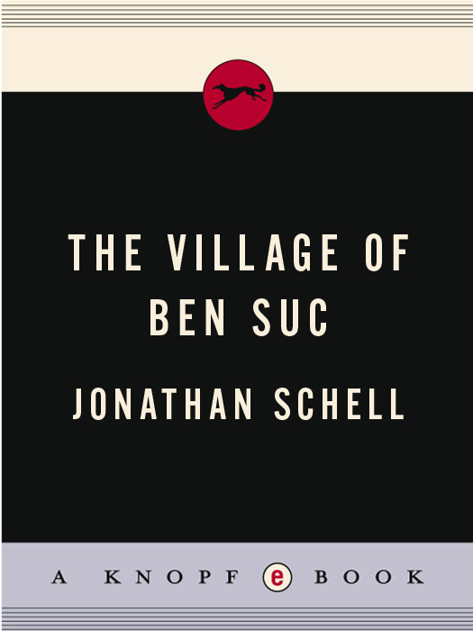 Village Of Ben Suc 9780307807298 Schell Jonathan