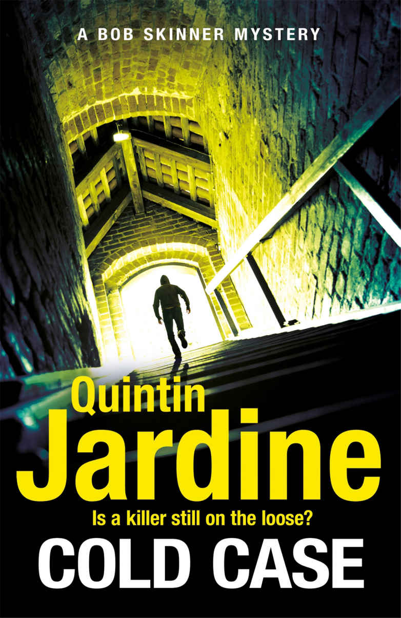 Cold Case Bob Skinner Series Book 30 Quintin Jardine