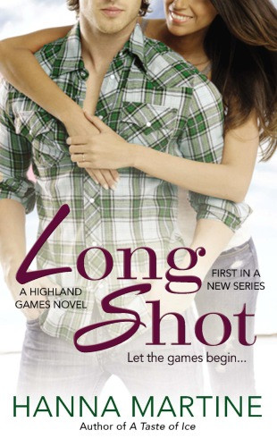 Long Shot Martine Hanna