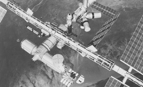 Space Exploration Triumph And Tragedies Kim Masters Evans
